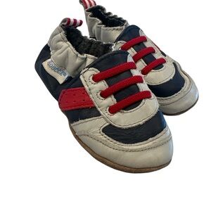 0-6month Robeez Kids Shoes with Red and Blue Accents